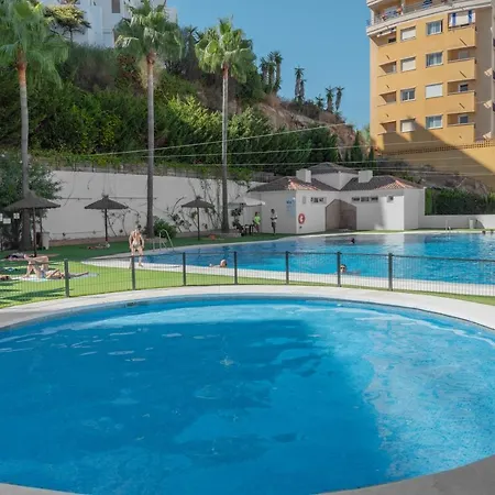 Escape To Estepona Exterior foto