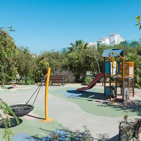 Escape To Estepona Exterior foto