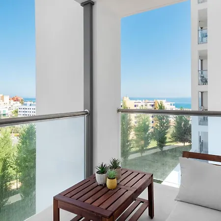 Escape To Estepona Exterior foto