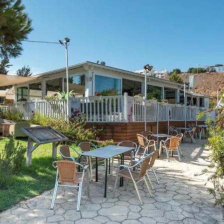 Escape To Estepona Exterior foto